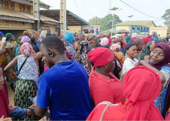 N’Zérékoré : Les femmes étalagistes du marché « Forêt » expriment leur colère face au déguerpissement