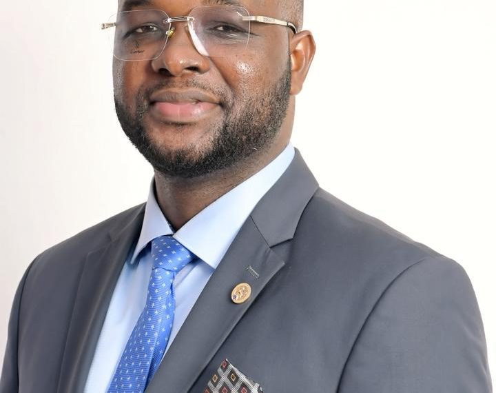 Tribune : « Après la mise en place du Gouvernement, l’heure est au travail et aux résultats »