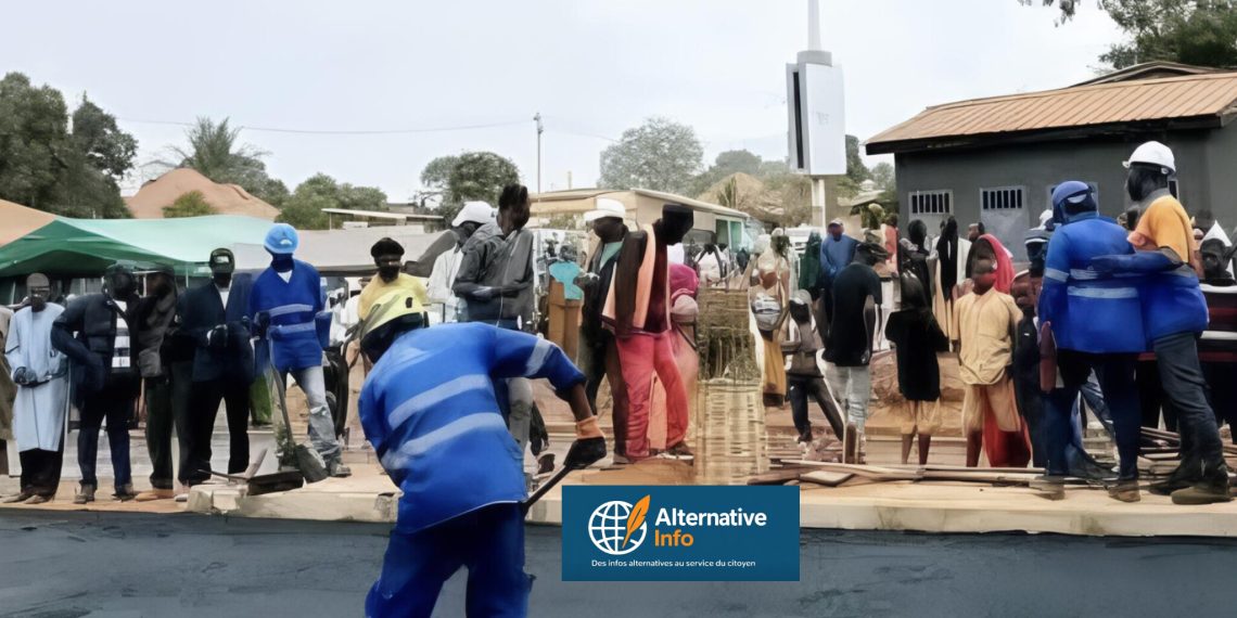 Lélouma : Ils Reçoivent enfin la première couche de goudron depuis l’indépendance