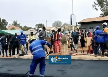 Lélouma : Ils Reçoivent enfin la première couche de goudron depuis l’indépendance