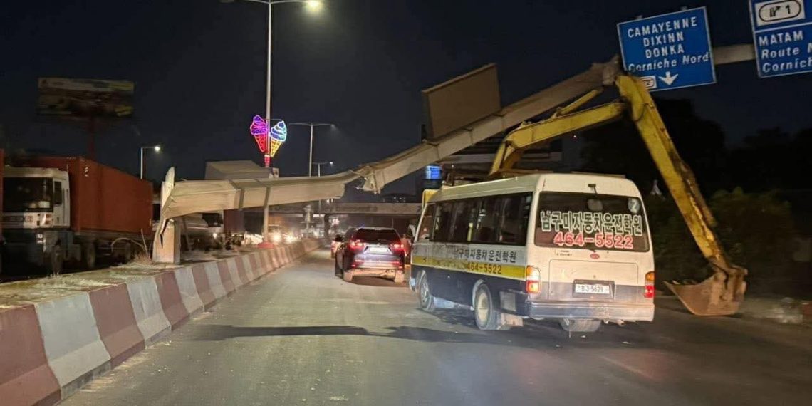 Incident au Pont 8 Novembre : un équipement de signalisation endommagé