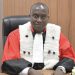 Justice : le parquet général ordonne l’interdiction de sortie du territoire à Me Algasimou Diallo