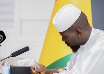 Urgent: Mamadi Doumbouya limoge les ministres Mory Condé et Mourana Soumah